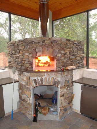 Outdoor Brick Oven Kit - Wood Burning Pizza Ovens | Grills'n Ovens