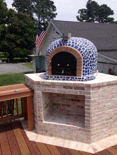 outdoor brick pizza oven