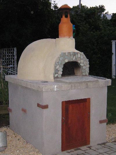 Wood Oven with Clay Chimney